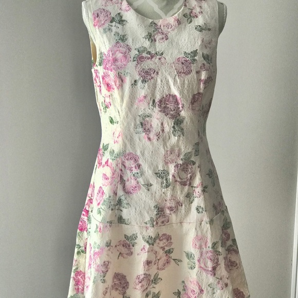 Suzy Shier Dresses & Skirts - ⭐️⭐️🇨🇦 HOST PICK EUC SUZY SHIER DRESS FLORAL
